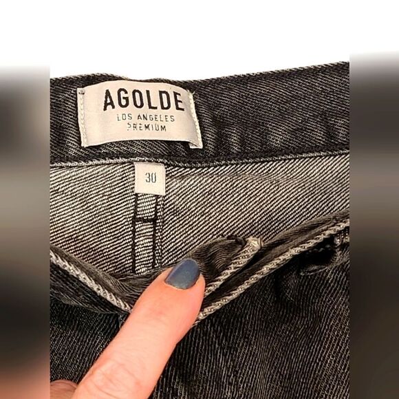 AGOLDE Premium Black Button Fly High Waist Shorts, Raw Hemline A038B-1087 | 30 - Picture 6 of 10